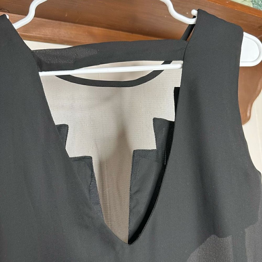 Tobi Women's Illusion Mesh Neckline Sleeveless Tank Top Black Size Small - Picture 3 of 6
